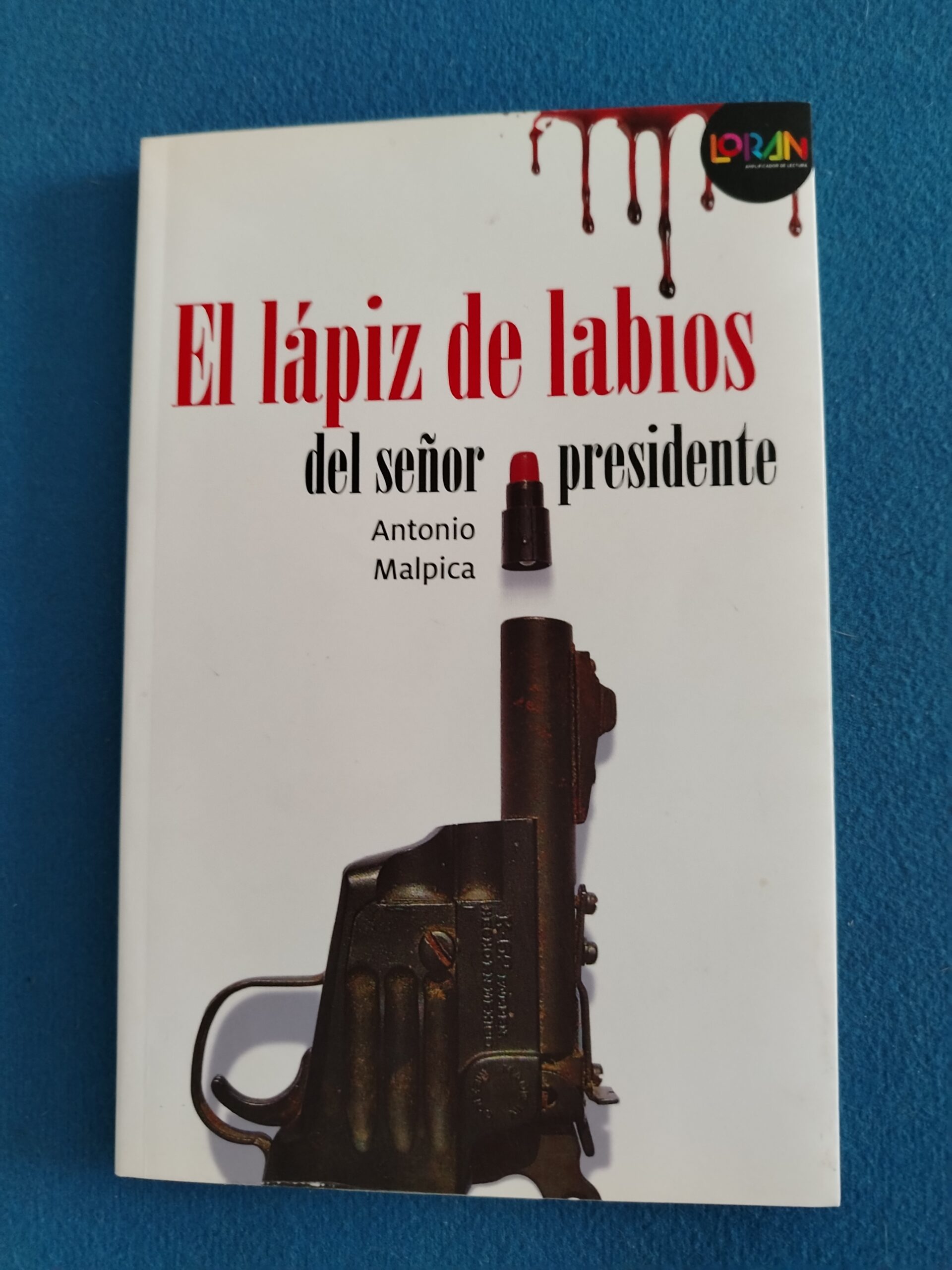 libro lápiz de labios