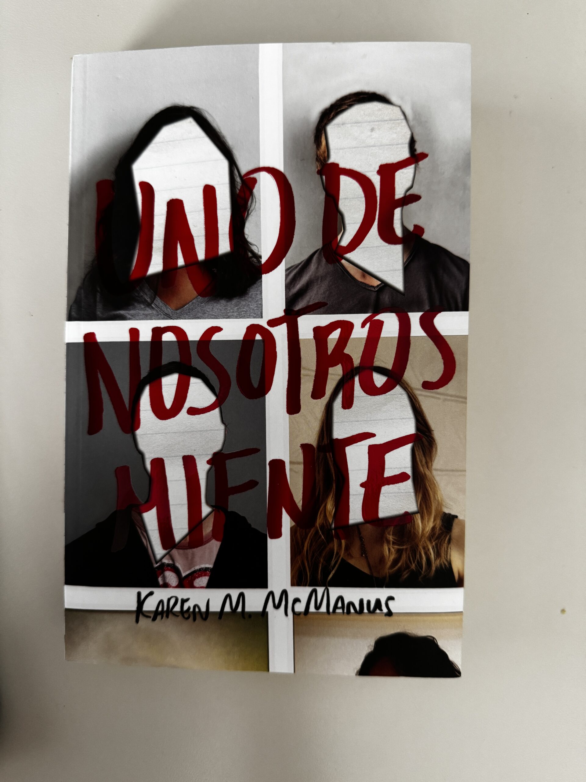 Uno de nosotros miente